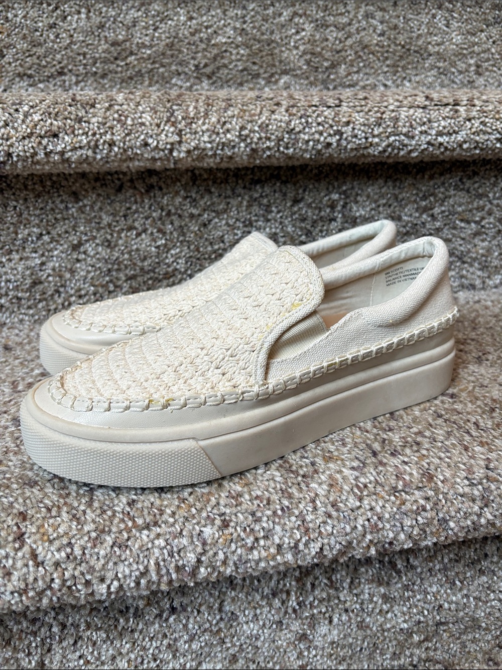 Dolce Vita Ivory Slip-On Sneaker - Size 9